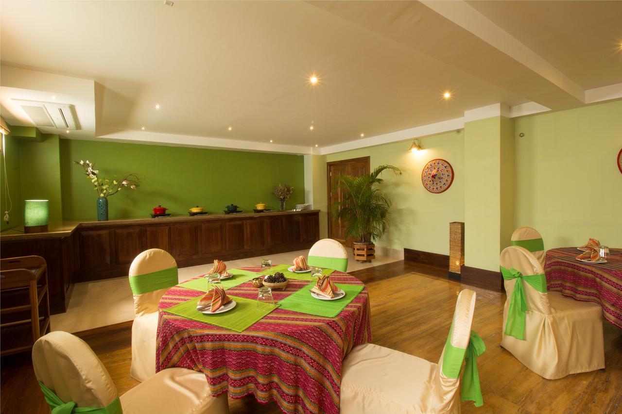The Guwahati Address By Centre Point Exteriör bild